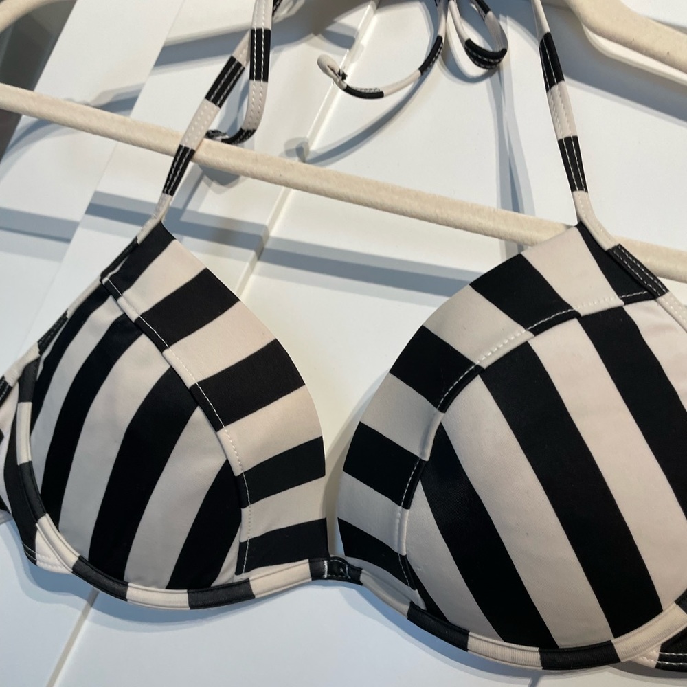 Bikini Top - Picture 2 of 10